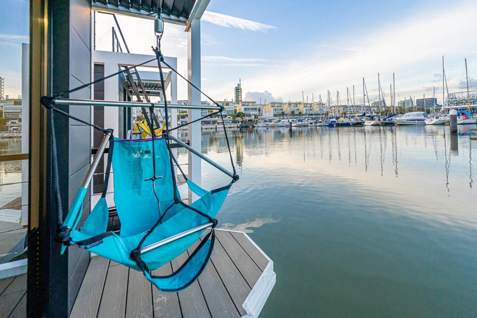 The Homeboat Company Parque Das Nacoes-Lisboa ภายนอก รูปภาพ