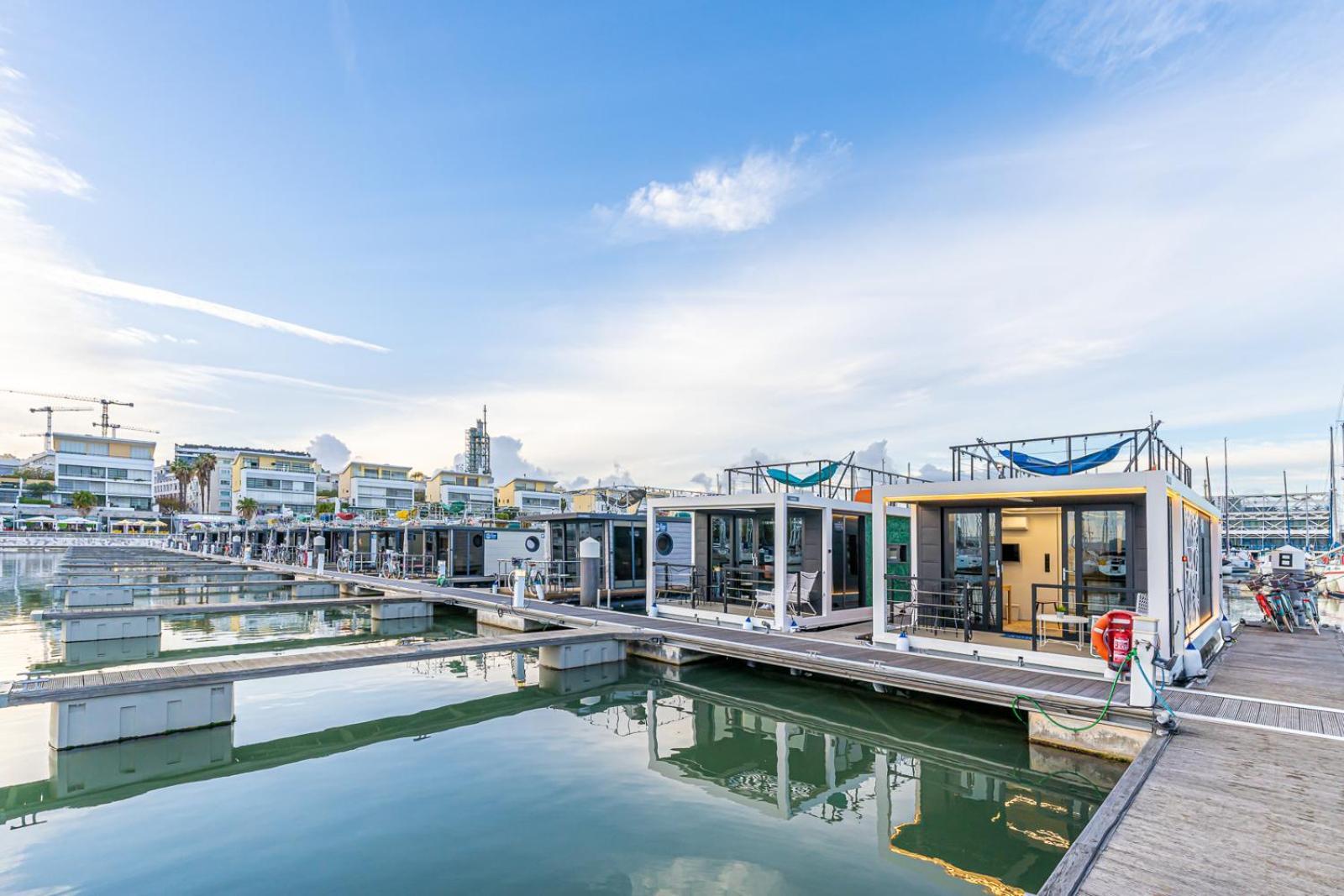 The Homeboat Company Parque Das Nacoes-Lisboa ภายนอก รูปภาพ